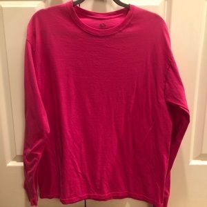 Long sleeve pink T-shirt